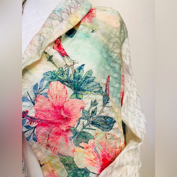 Bright Spring/Floral Lace Open Front Cardigan, XL - Picture 4 of 7